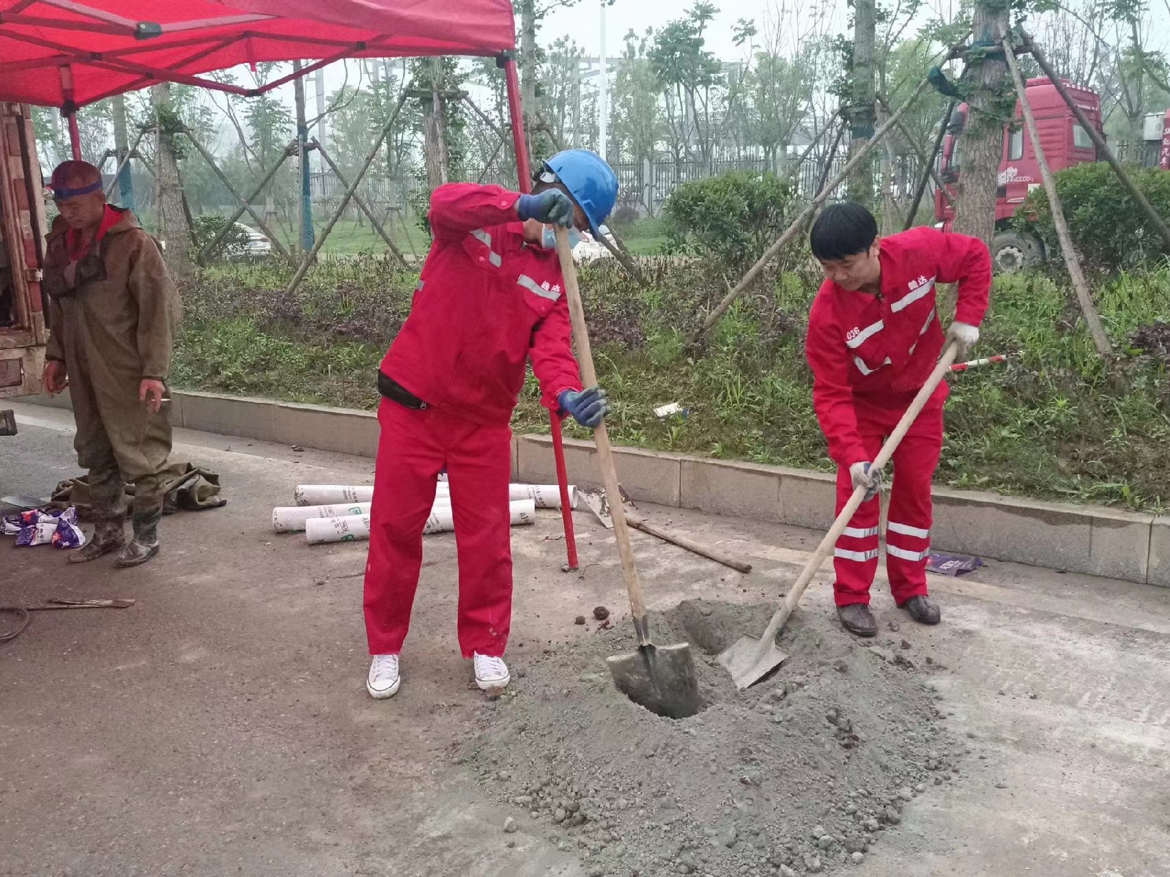 杭锦后管道疏通哪家好】及时进行市政管道清淤